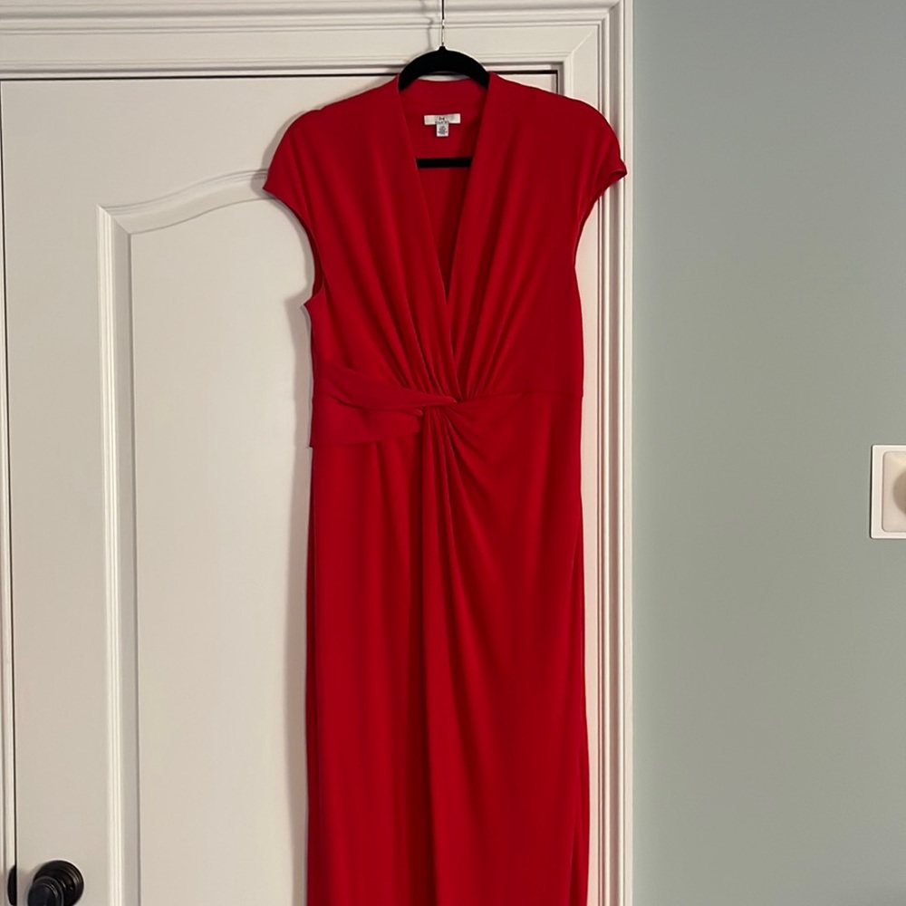 Red gown I wore this gown when I was pregnant. Not maternity.